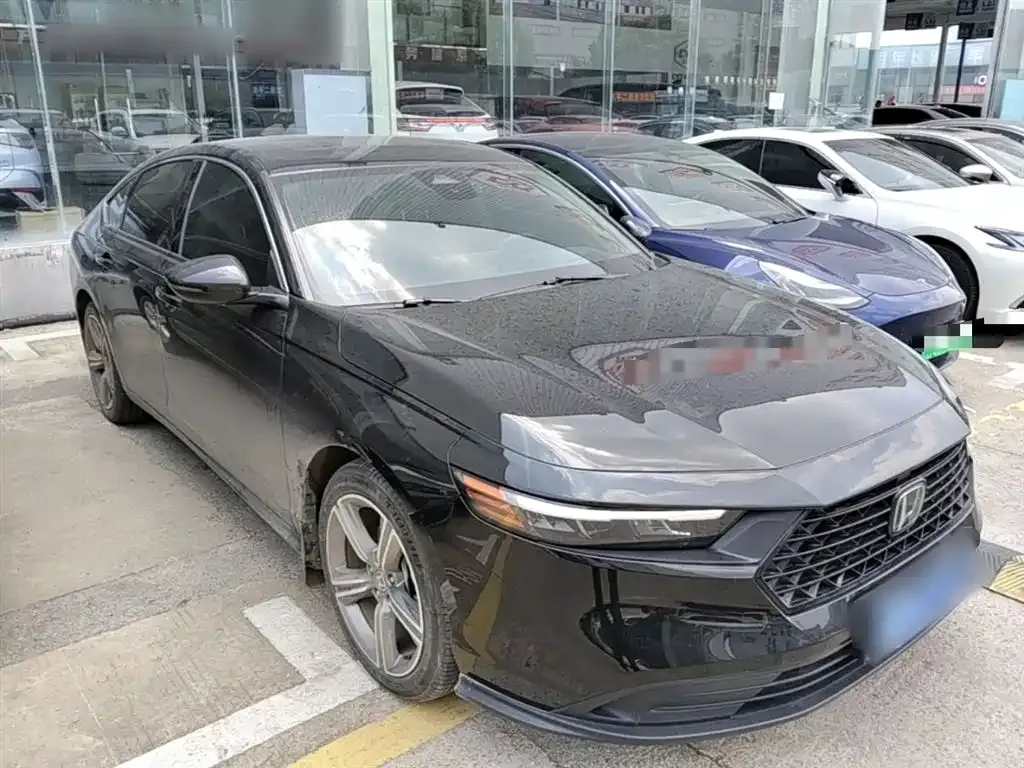 Honda Accord — фото 9