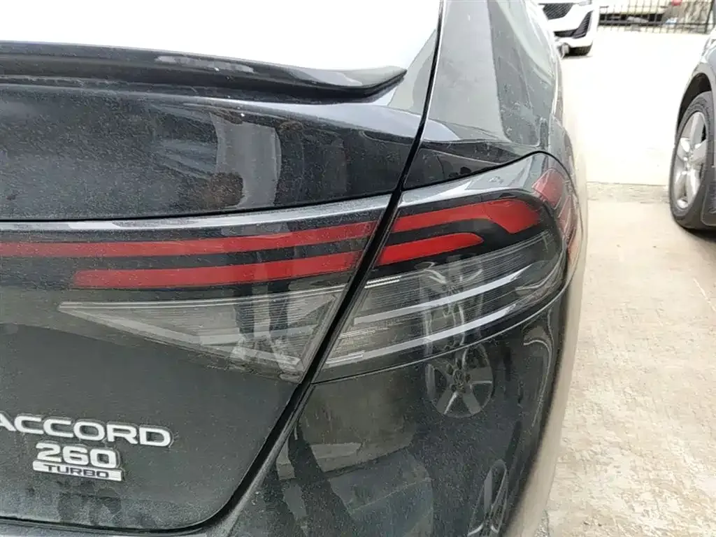 Honda Accord — фото 5