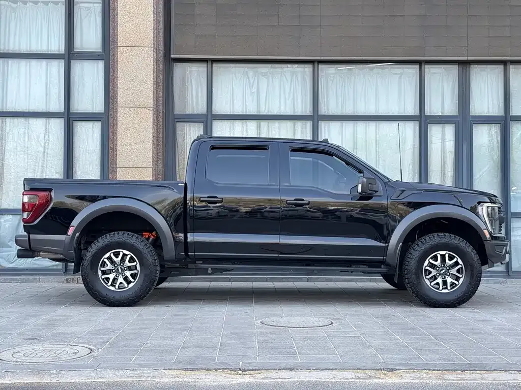Ford F-150 Raptor — фото 7