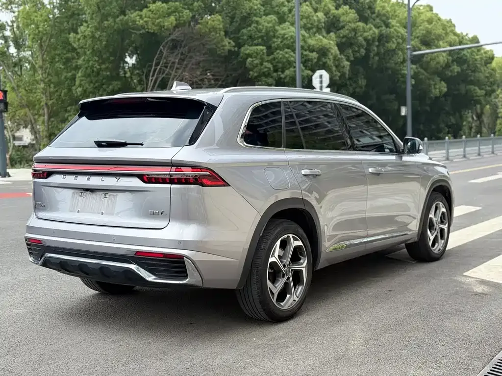 Geely Xingyue L — фото 4