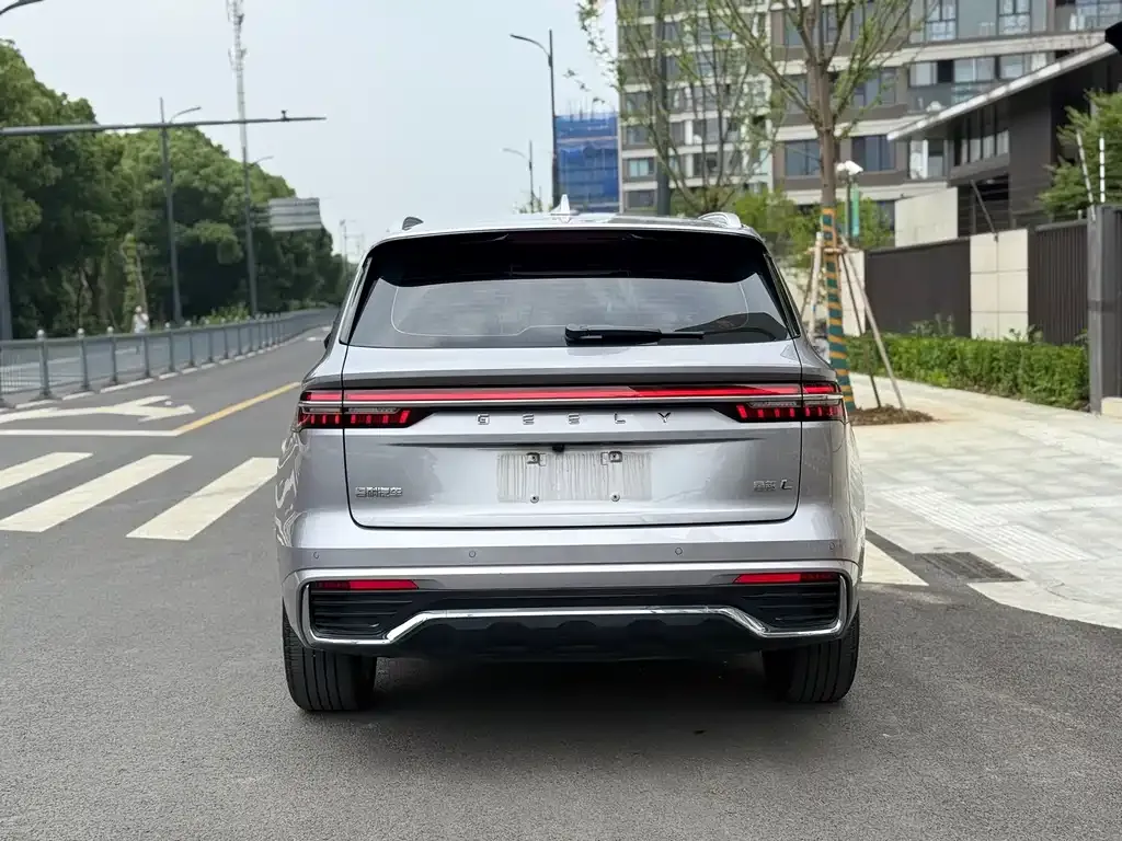 Geely Xingyue L — фото 3