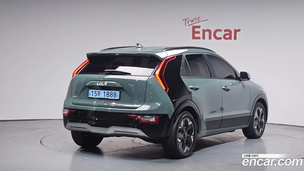 Kia Niro 2023 из KR, фото 8
