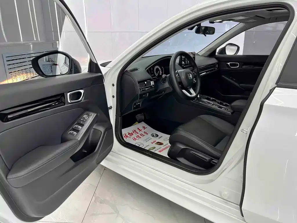 Honda Civic — фото 9