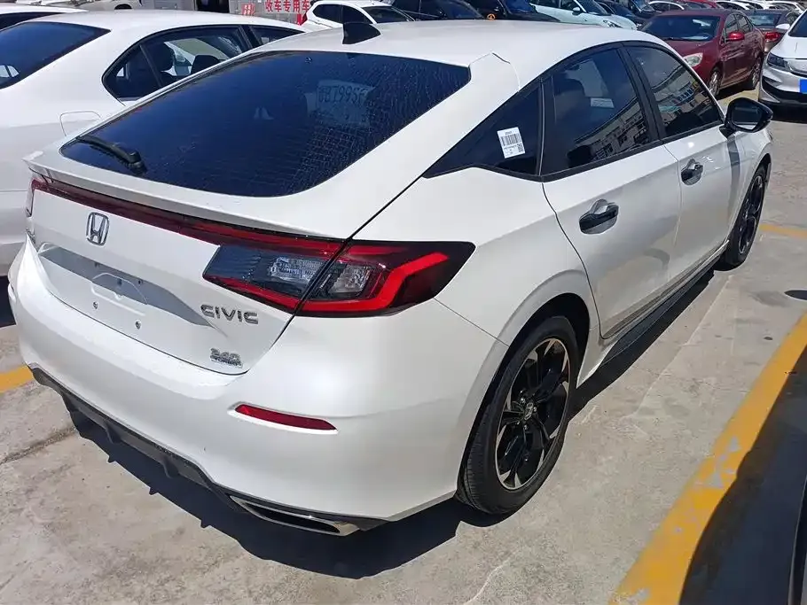 Honda Civic 2024 из CN, фото 6