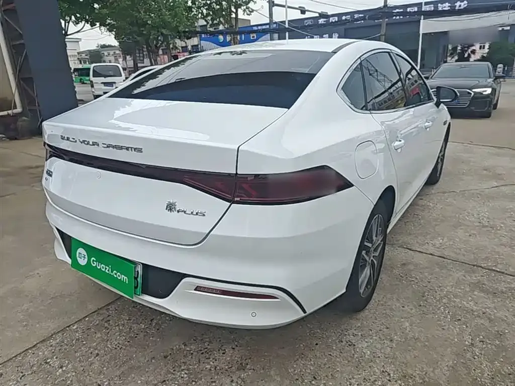 BYD Qin PLUS 2023 из CN, фото 9