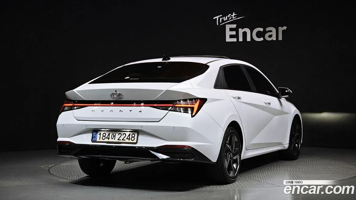Hyundai AVANTE — фото 4