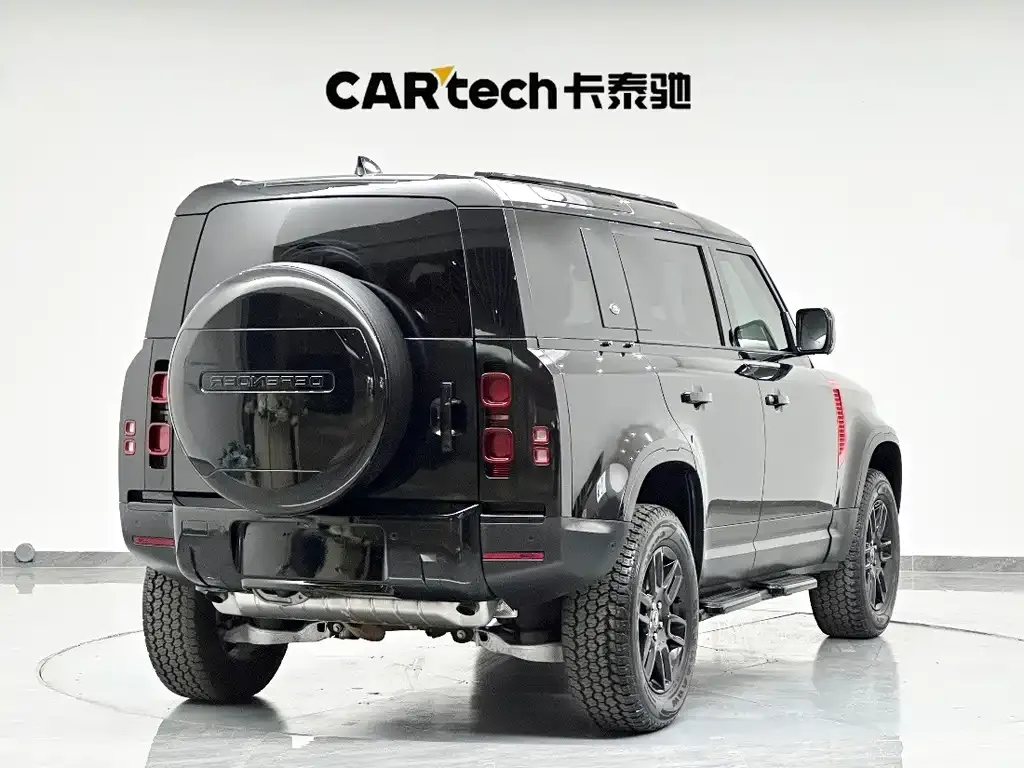 Land Rover Defender — фото 6