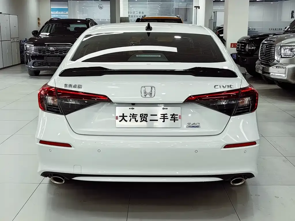 Honda Civic — фото 10