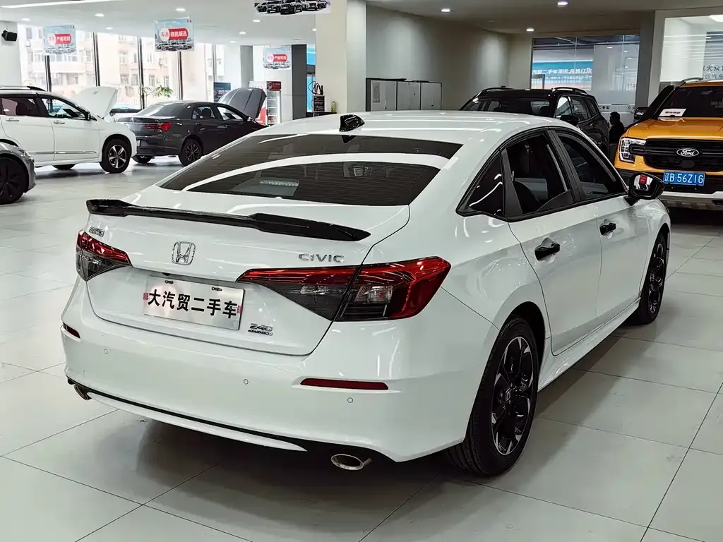 Honda Civic — фото 4