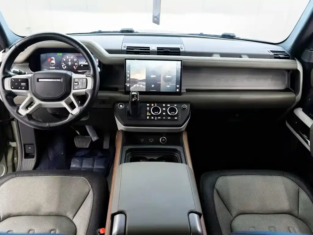 Land Rover Defender — фото 9