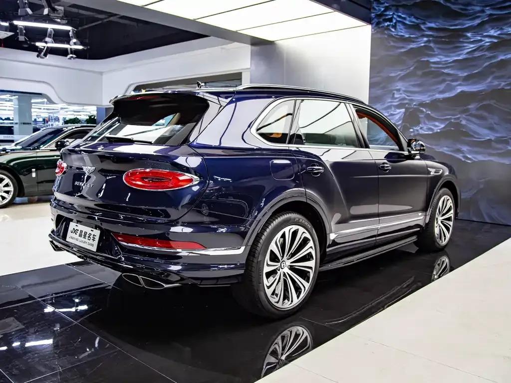 Bentley Bentayga — фото 7