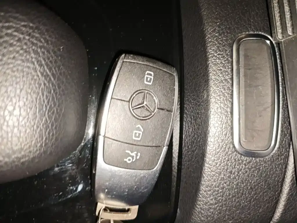 Mercedes-Benz A-Class 2023 из CN, фото 10