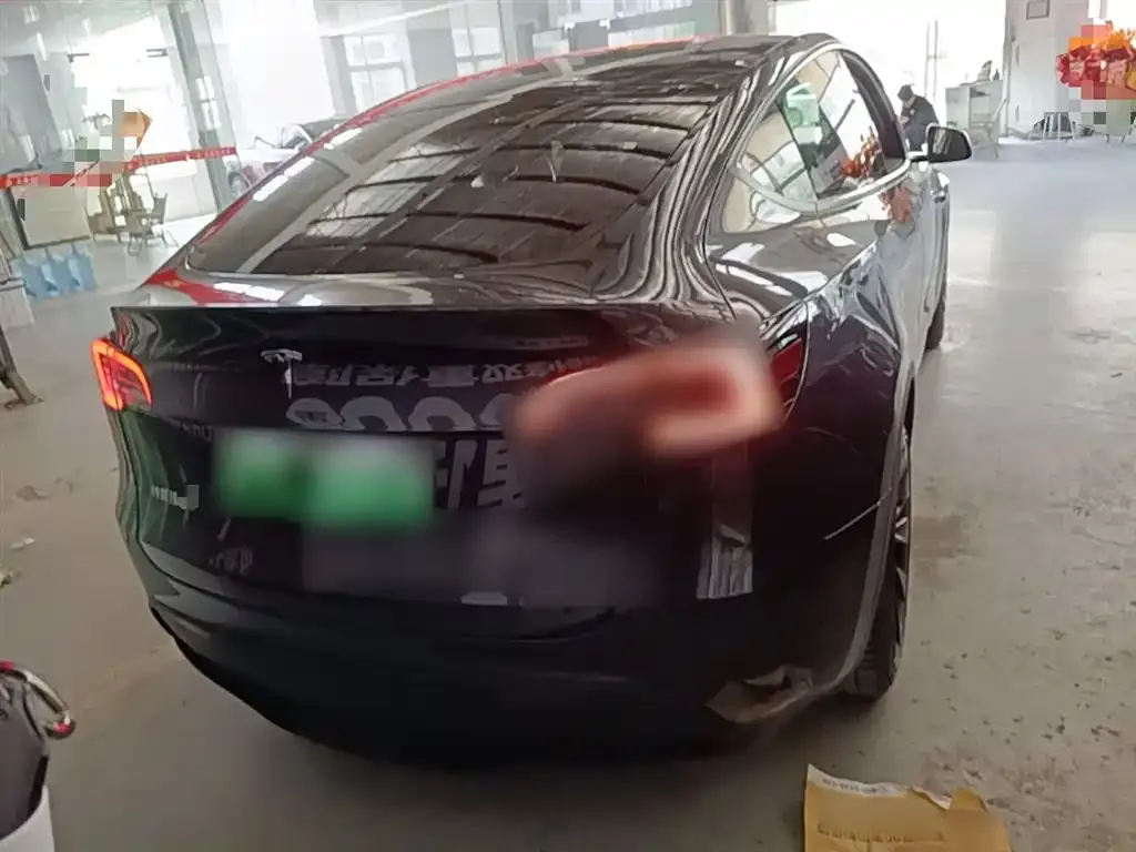 Tesla Model Y 2024 из CN, фото 2