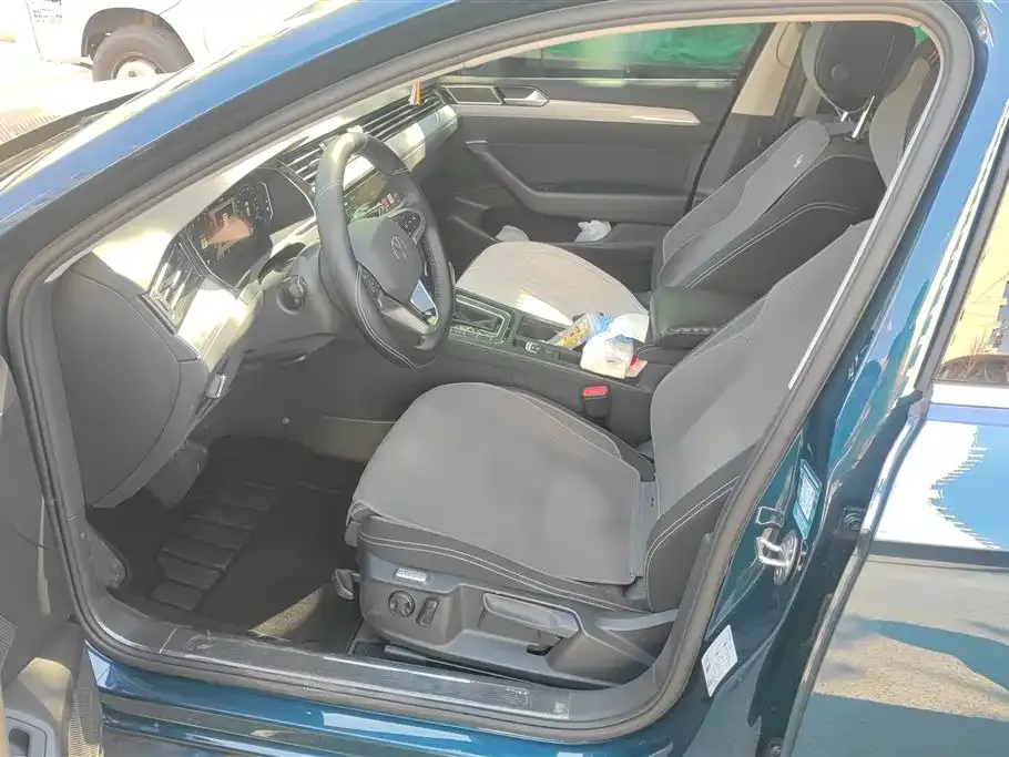 Volkswagen Viloran 2023 из CN, фото 7