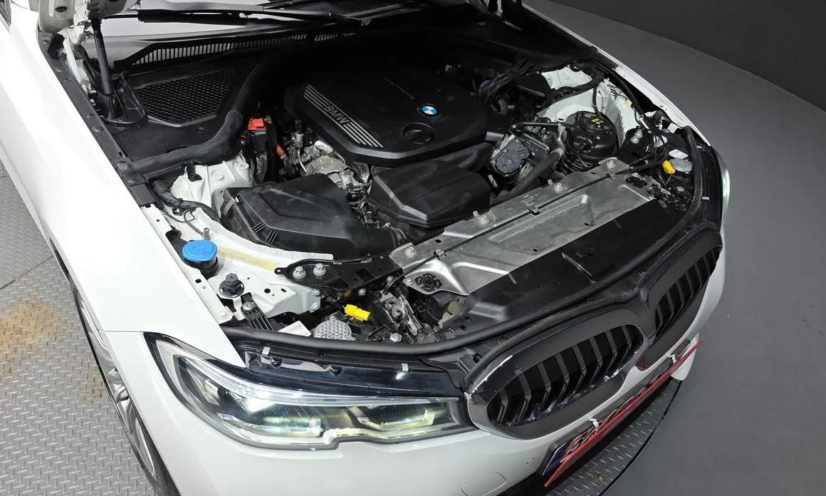 BMW 3-Series — фото 10