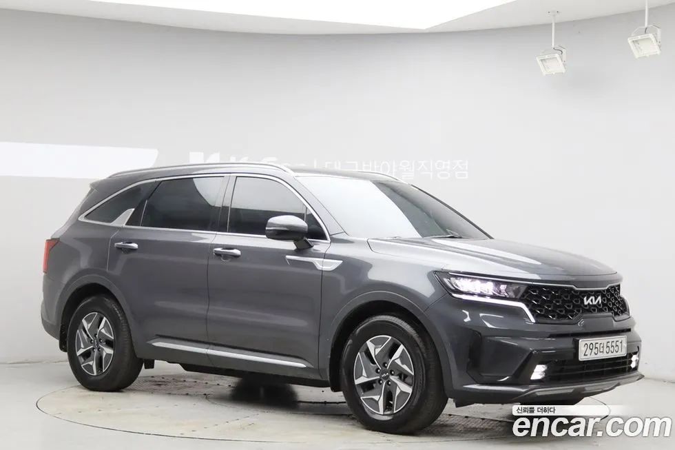 Kia Sorento — фото 8