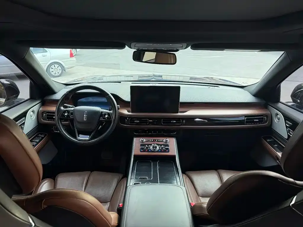 Lincoln Aviator 2021 из CN, фото 10