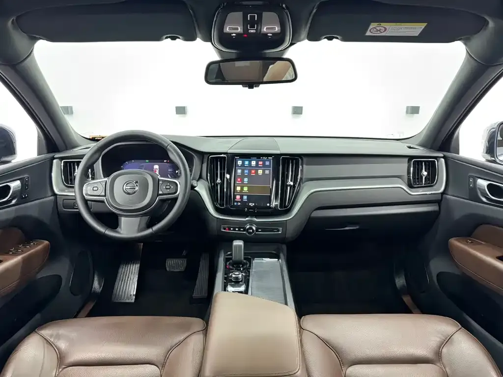 Volvo XC60 2023 из CN, фото 7
