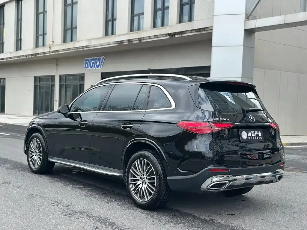 Mercedes-Benz GLC — фото 8