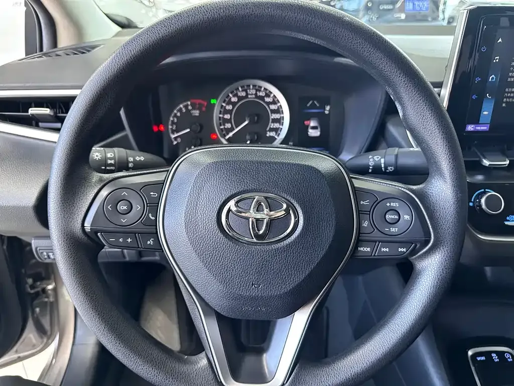 Toyota Corolla 2023 из CN, фото 4