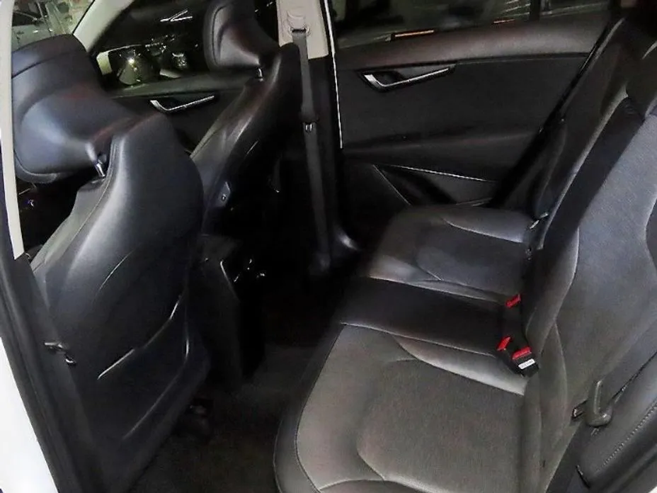 Kia Niro — фото 10