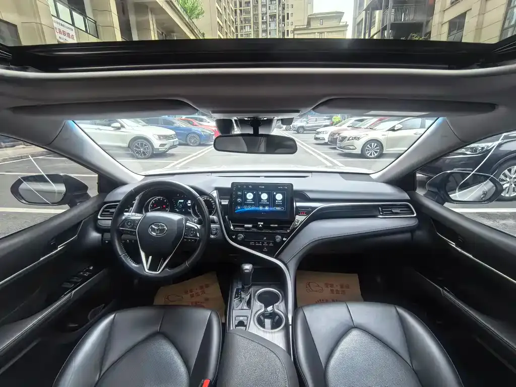 Toyota Camry 2022 из CN, фото 4