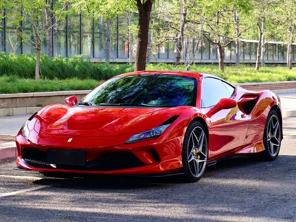 Ferrari F8 — фото 1