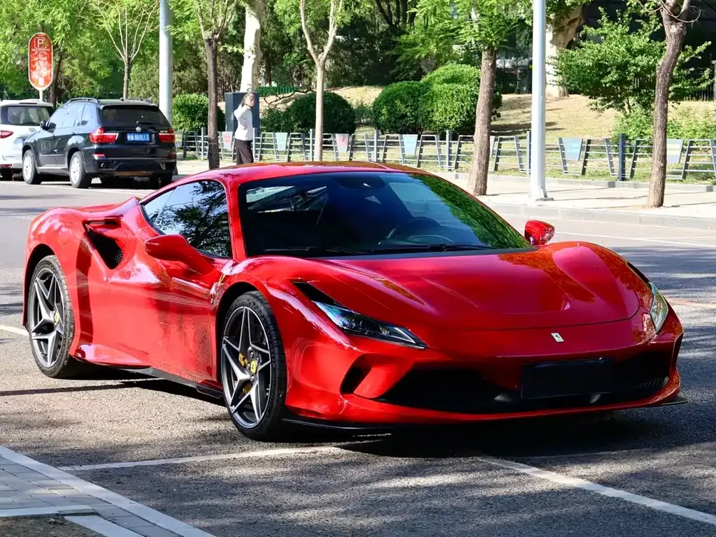 Ferrari F8 — фото 6