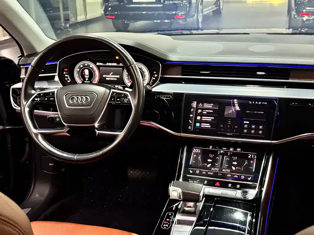 Audi A8 — фото 4