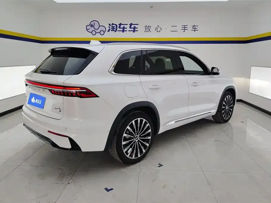 Geely Xingyue L — фото 4