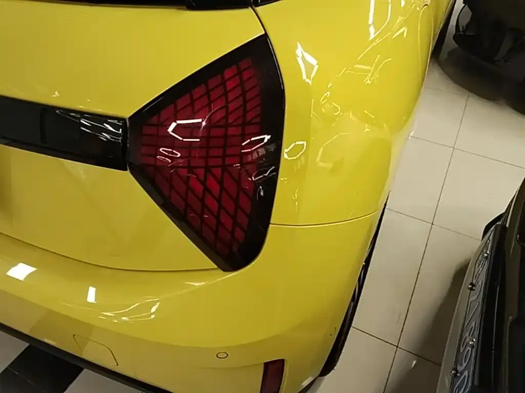 MINI Cooper EV 2024 из CN, фото 2