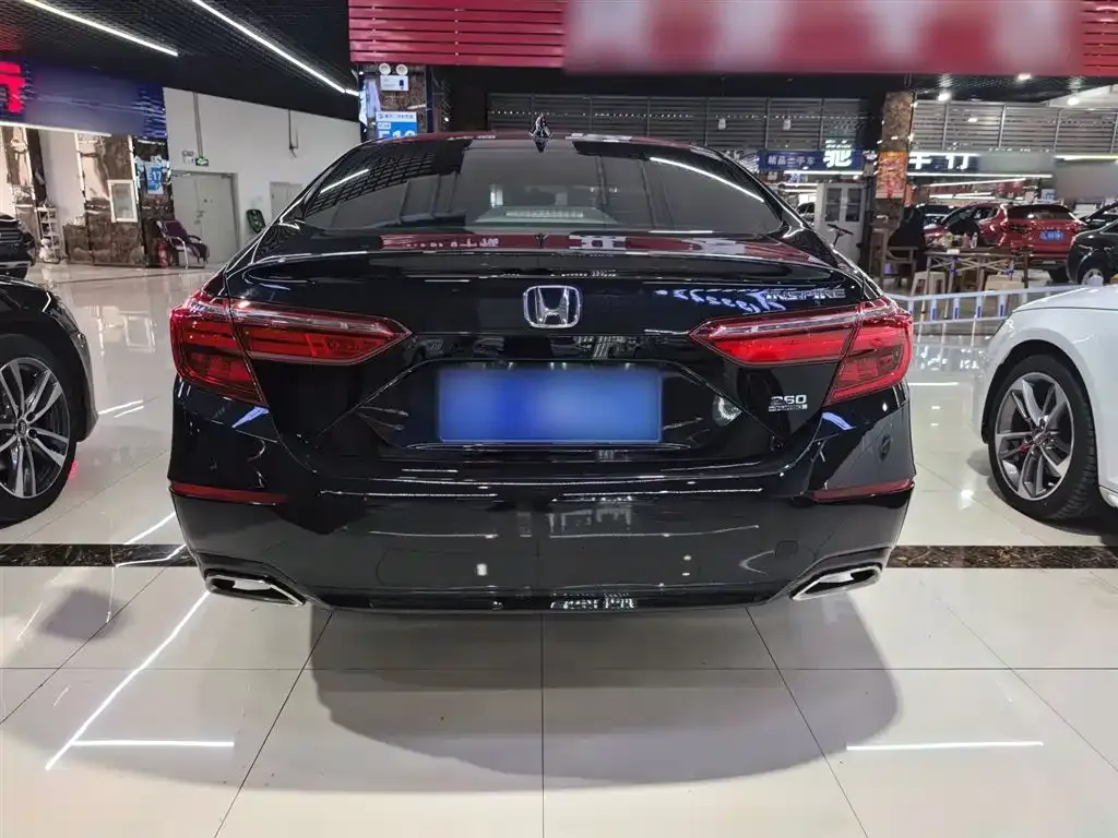 Honda Inspire — фото 2