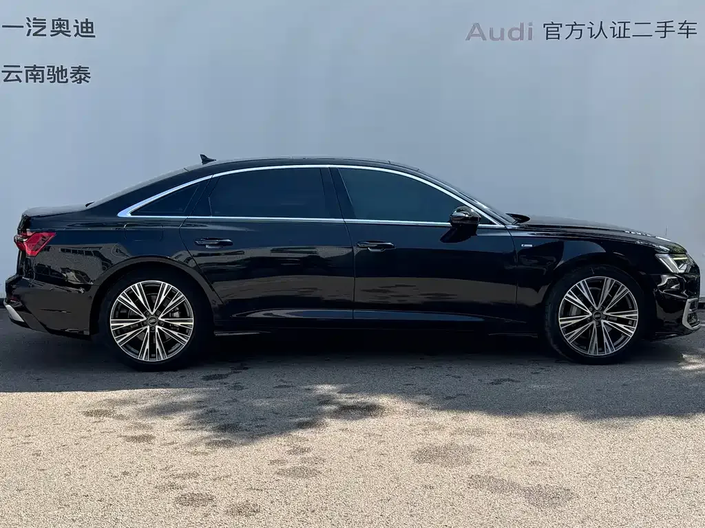Audi A6L — фото 9