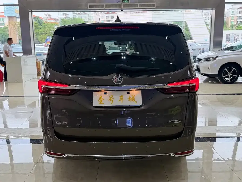 Buick GL8 2024 из CN, фото 9