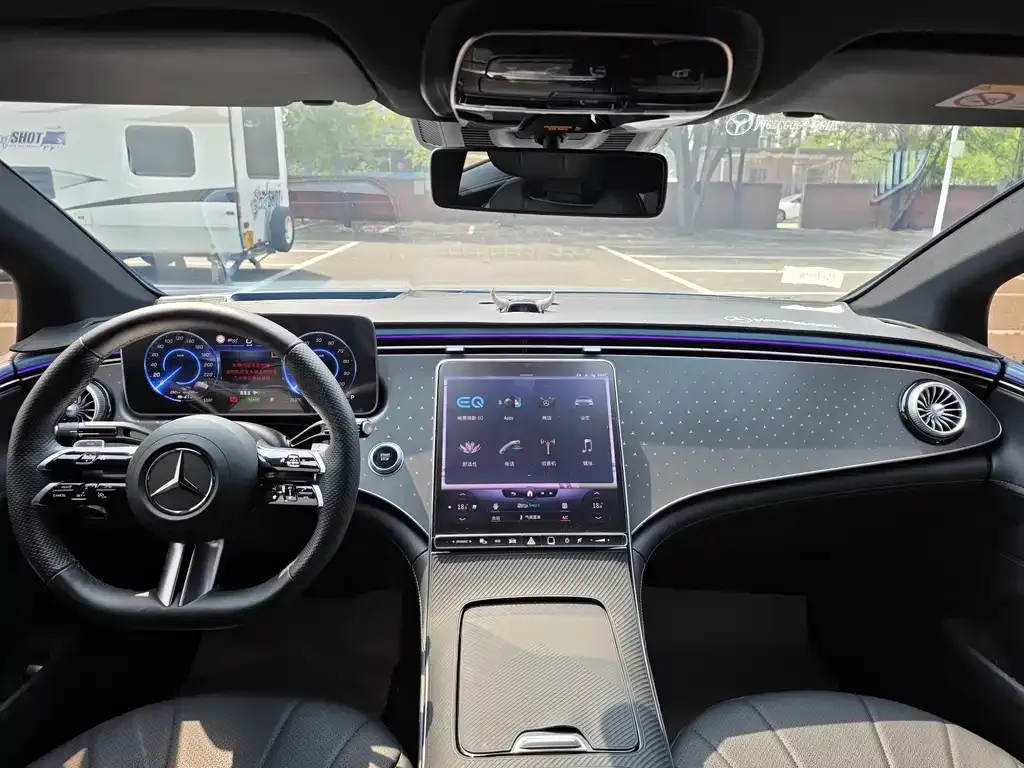 Mercedes-Benz EQE 2023 из CN, фото 3