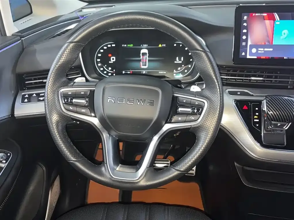 Roewe iMAX8 — фото 10