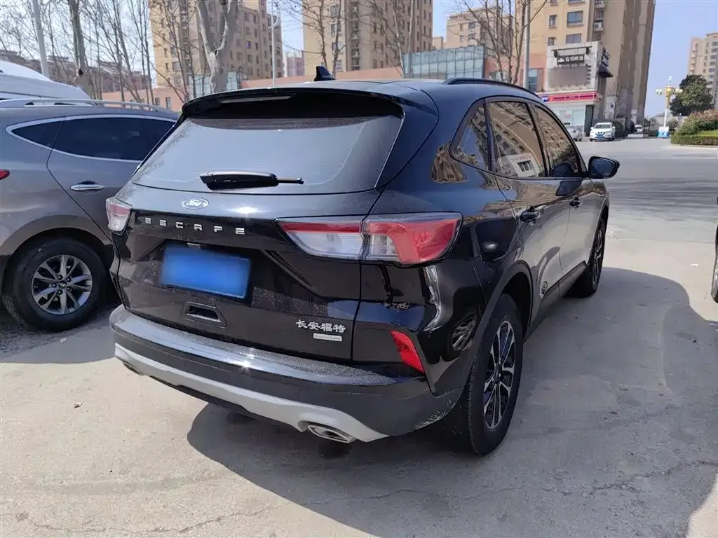 Ford Escape 2021 из CN, фото 4