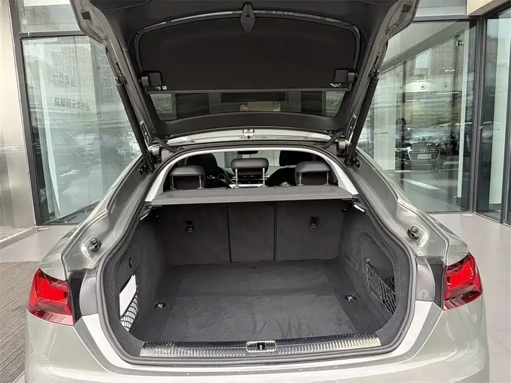 Audi A5 (Import) — фото 9
