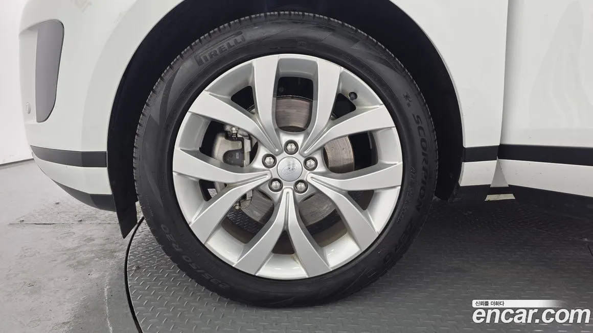 Land Rover Range Rover Evoque 2023 из KR, фото 8