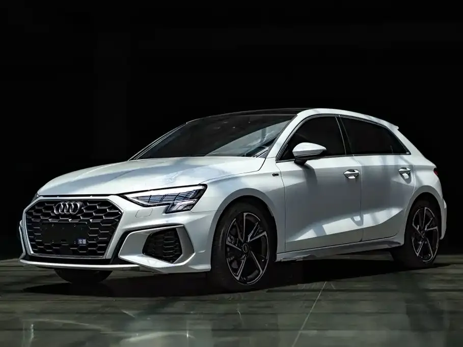 Audi A3 2022 из CN, фото 1