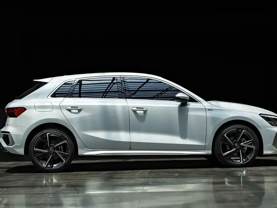 Audi A3 2022 из CN, фото 9