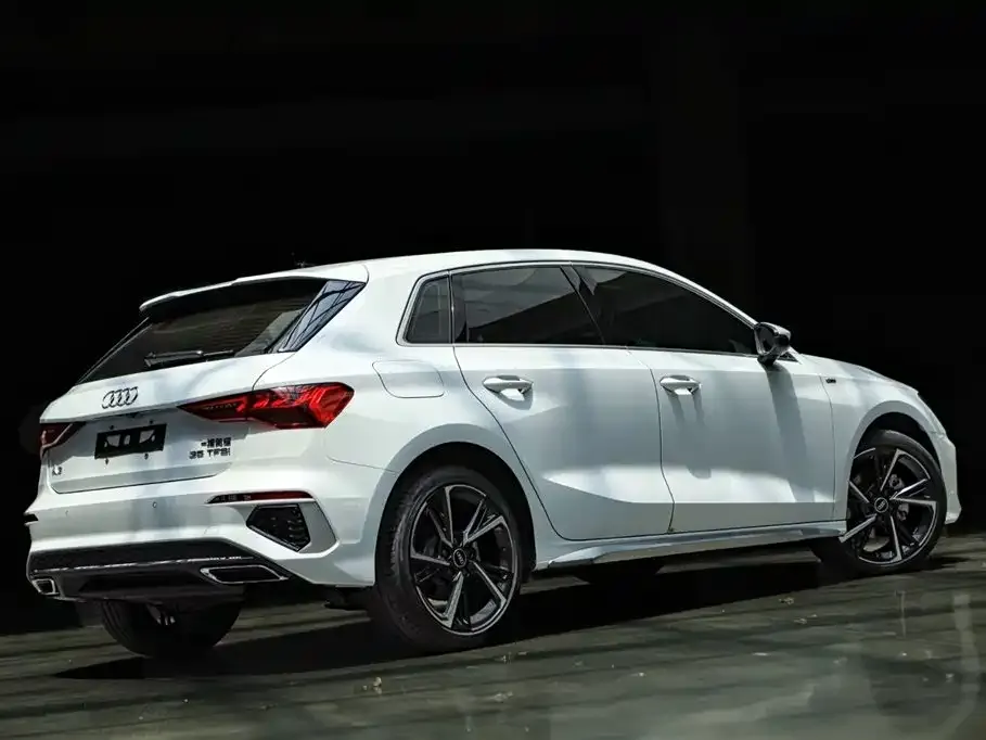 Audi A3 2022 из CN, фото 4