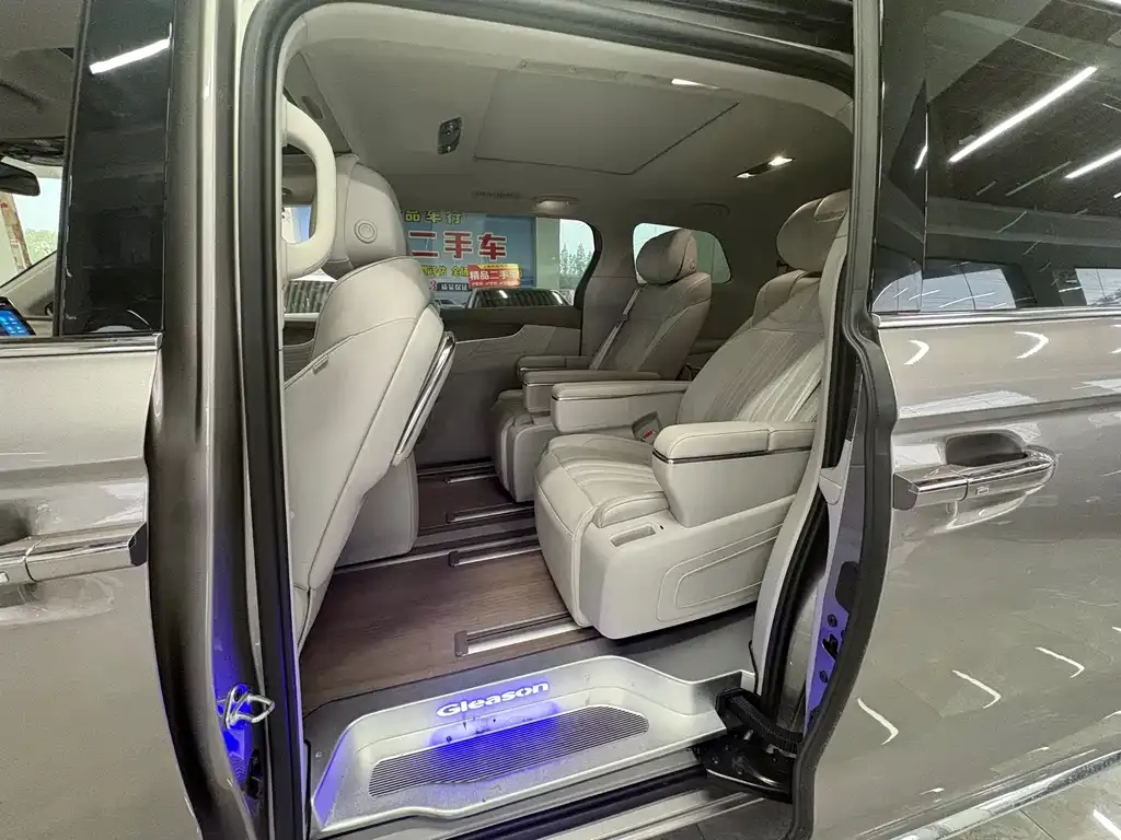 Roewe iMAX8 — фото 6