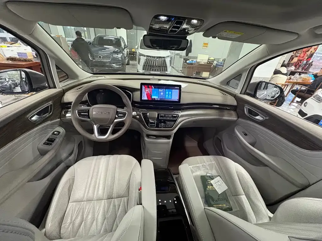Roewe iMAX8 — фото 3