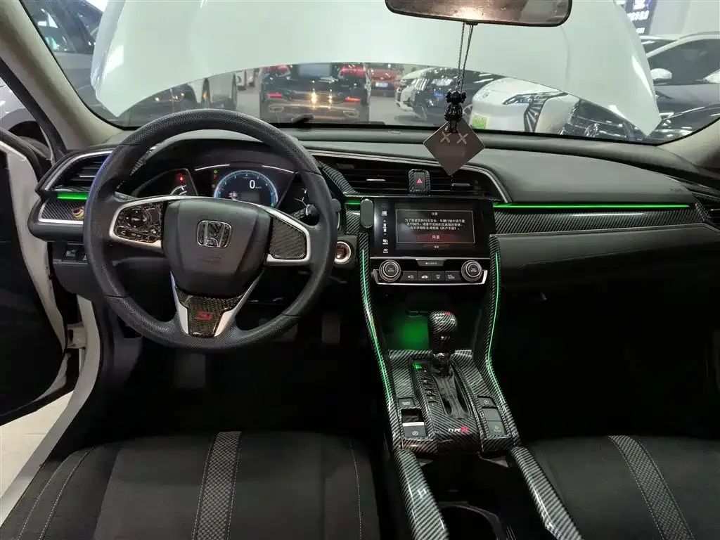 Honda Civic — фото 7
