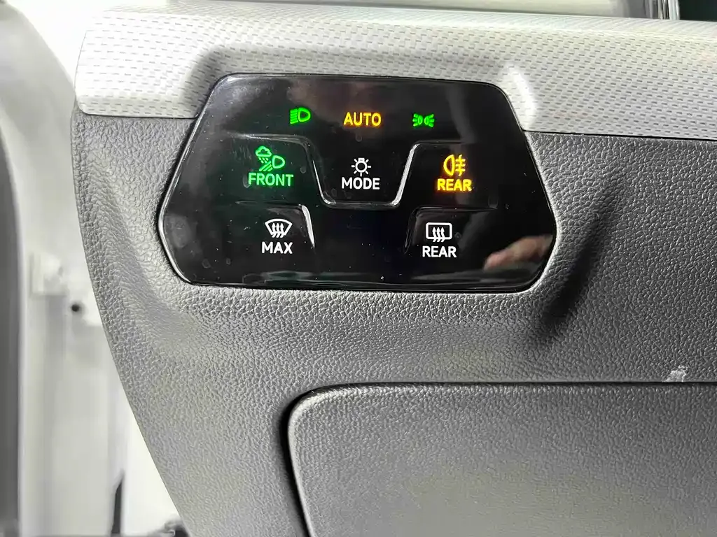 Volkswagen Lamando 2024 из CN, фото 4