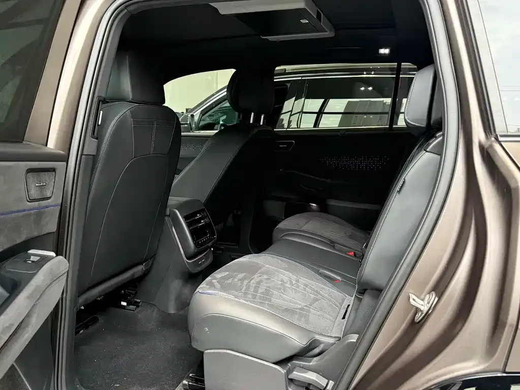 Volkswagen Teramont X 2025 из CN, фото 5
