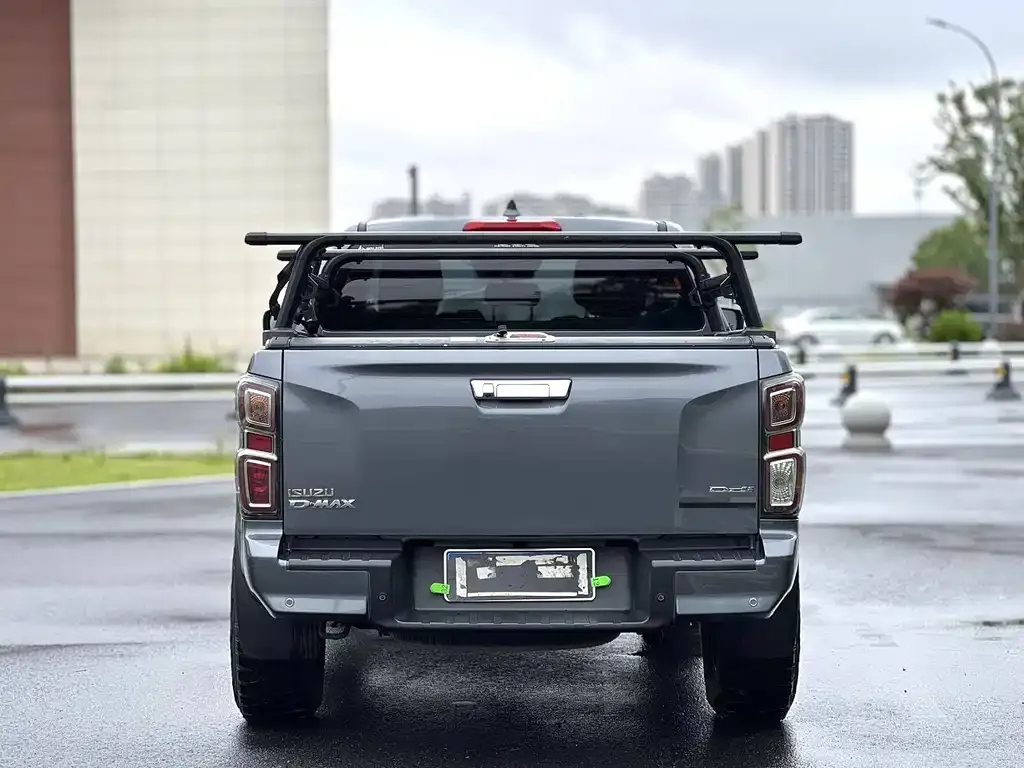 Isuzu D-MAX 2022 из CN, фото 3