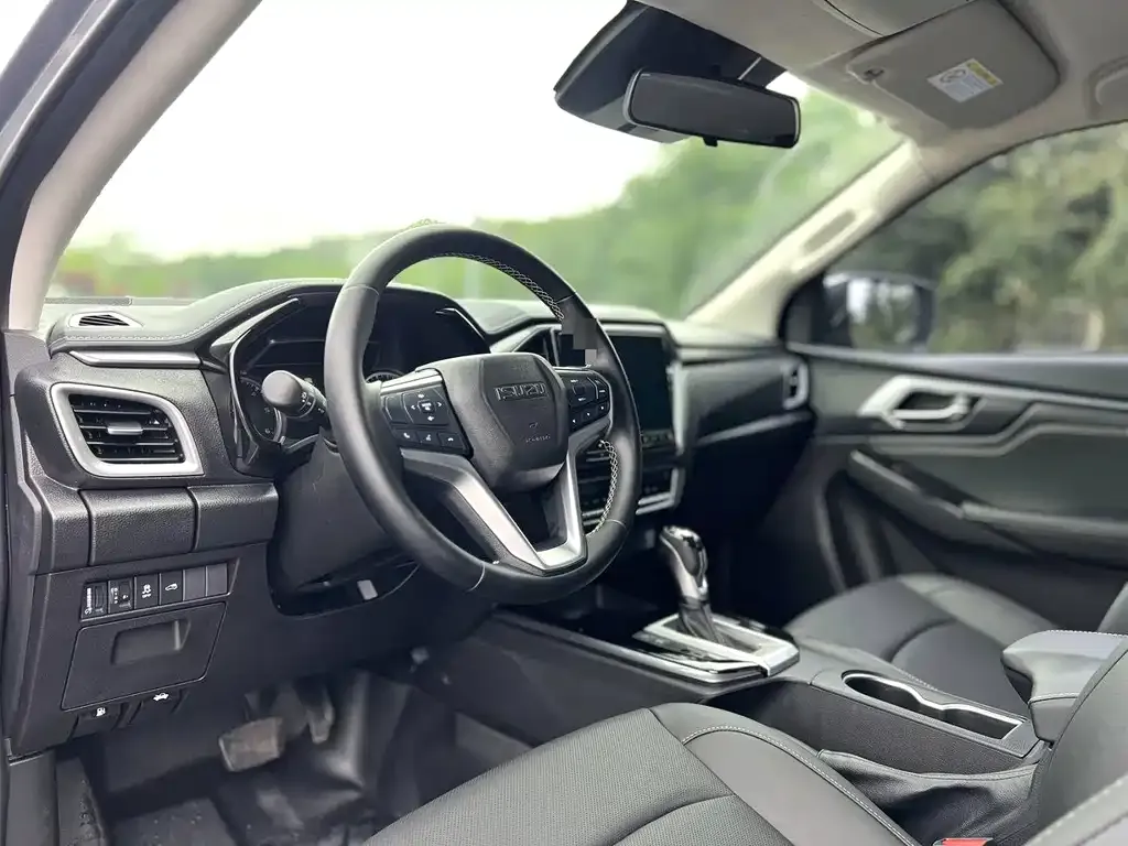 Isuzu D-MAX 2022 из CN, фото 4