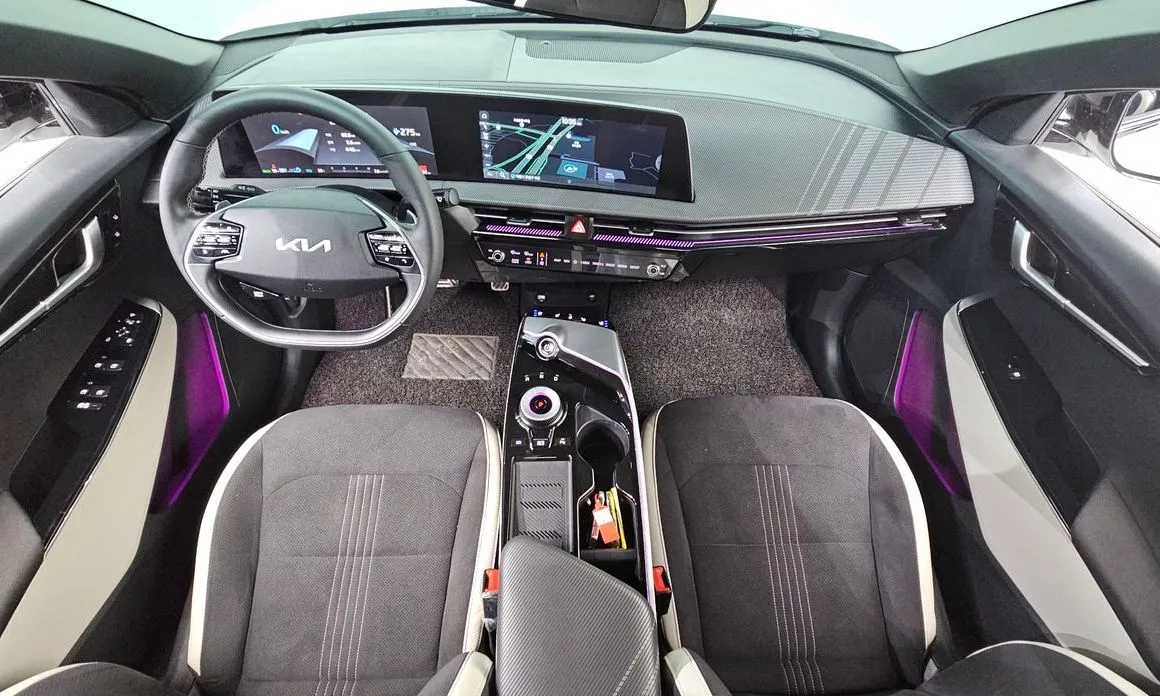 Kia EV6 — фото 8